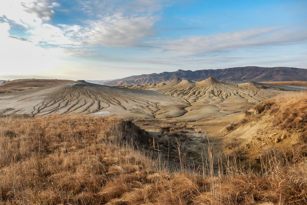 Volcanes de lodo Rumania Buzau Land viajes sostenibles
